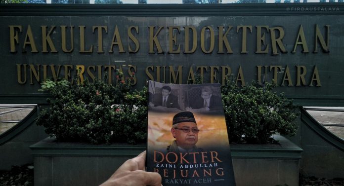 20170111-zaini-dibedah-buku
