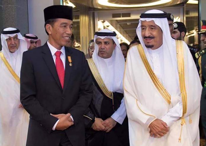 2-696x494 3 agenda yang dibahas Jokowi dengan Raja Salman
