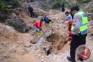 Polisi amankan pekerja tambang emas illegal di Aceh Barat