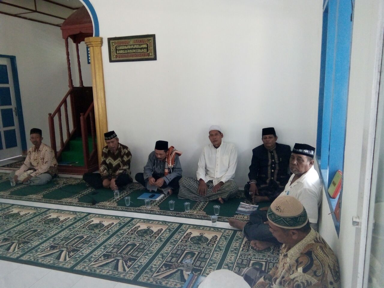 Ayah Panton silaturahmi dengan warga Desa Buket Hagu