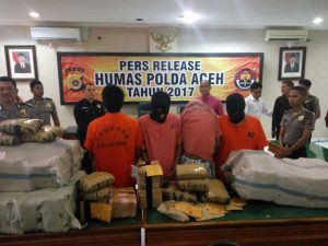 Polisi amankan 100 kg ganja kering di Lambada