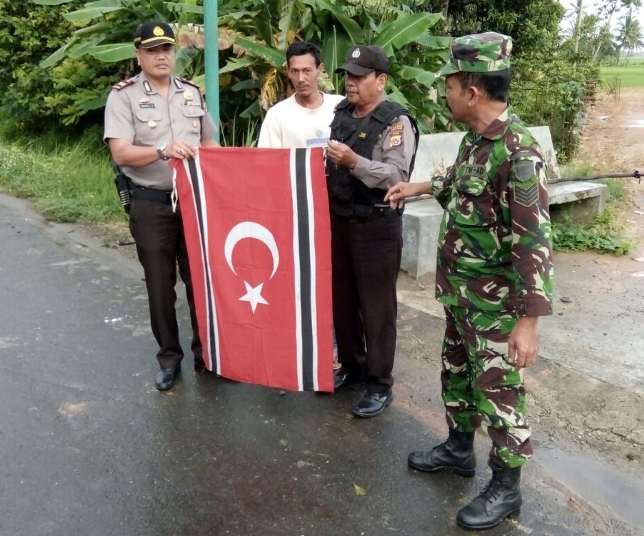 Dikibarkan OTK, tiga Bendera Bulan Bintang di Aceh Utara diturunkan