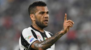 Dani Alves sebut Barcelona tidak tahu berterima kasih