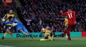 Hajar Arsenal 3-1, Liverpool ke tiga besar