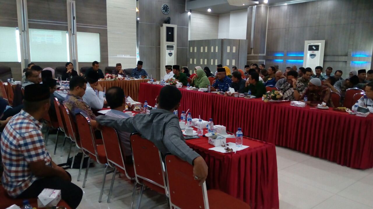 Pejabat pemerintahan dan dewan Banda Aceh ikut sosialisasi pencegahan korupsi