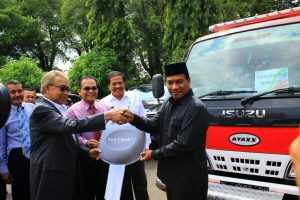 Bank Aceh Syariah beri bantuan mobil