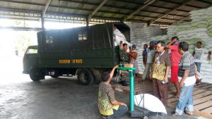 Kodim 0105/Aceh Barat bantu Subdivre Bulog dari kilang Padi