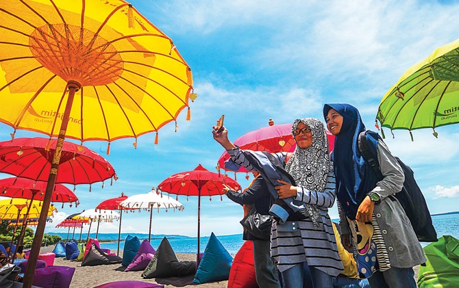 Di Banyuwangi ada pantai berkonsep syariah