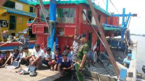 Pos TNI AL Langsa tangkap dua kapal penangkap ikan ilegal