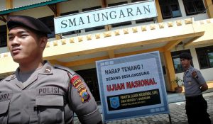 Polisi lakukan pengamanan UN di Langsa