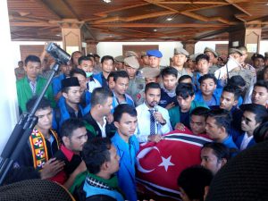 Mahasiswa minta Bendera Bulan Bintang dikibarkan di DPRA