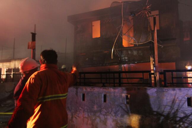 8 rumah terbakar di Gampong Laksana