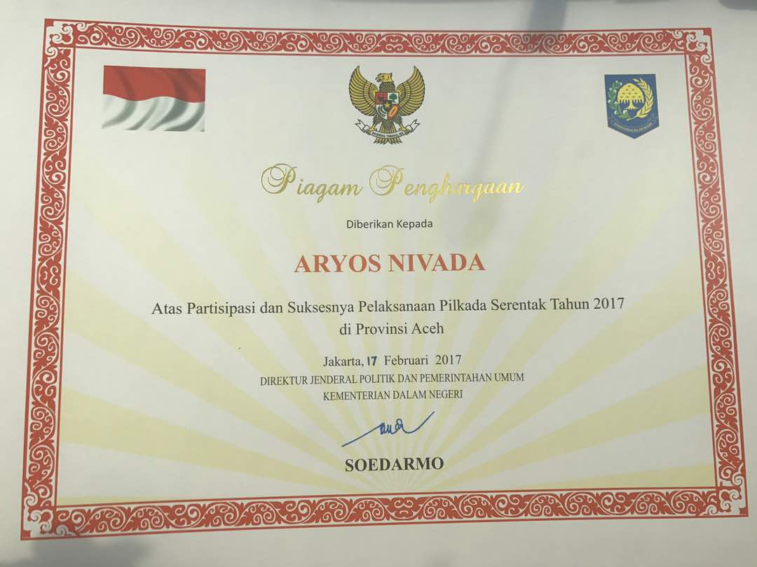 Aryos raih penghargaan Kemendagri