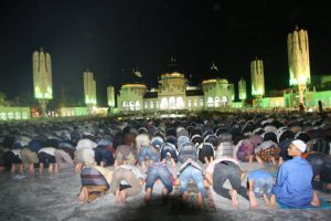 Tarawih perdana, ribuan jemaah padati Masjid Raya Baiturrahman