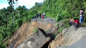 Curah hujan tinggi, jalan lintas Meulaboh-Geumpang terputus