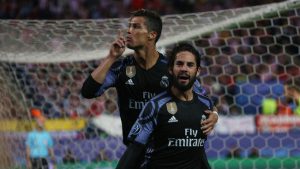 Ancaman akumulasi kartu bayangi Ronaldo, Isco, dan Vazquez