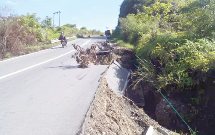 Jalan Nasional Tapaktuan-Sumut terancam putus