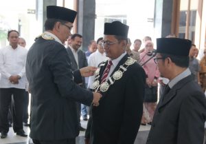 Rektor lantik Profesor Termuda jadi Dekan FKP Unsyiah