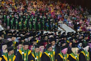 Unsyiah wisudakan 1.560 lulusan, jumlah lulusan capai 118.435 orang
