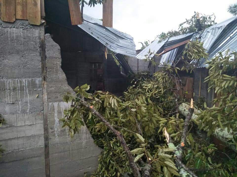Angin tornado hantam 4 rumah warga di Nagan Raya
