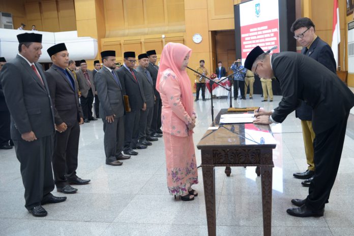 Pelantikan Komisioner KIP 2