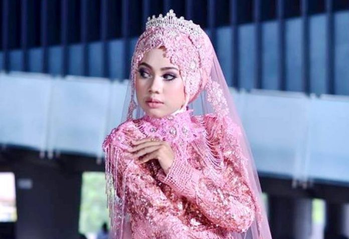 Cut-Rianda-Zuhra