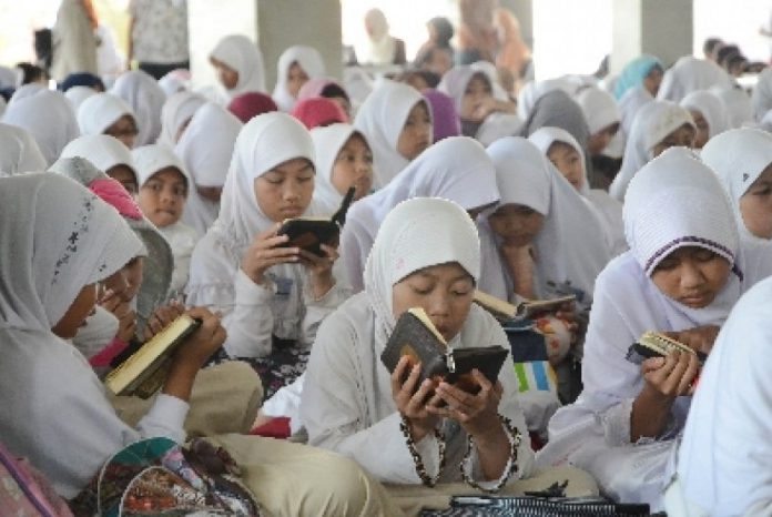 anak-anak-membaca-alquran-_140810122138-526