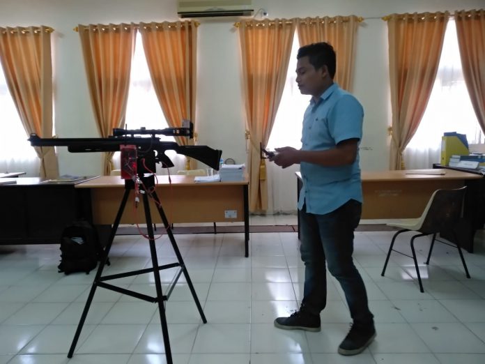 773F7E75-B12C-4496-A29B-F9494269A457 Mahasiswa Lhokseumawe Ciptakan Perangkat Pengendali Senapan Dari Jarak Jauh