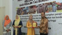 Ketua Dekranasda Aceh Buka Pelatihan Bagi Pengrajin Tas Bordir Aceh