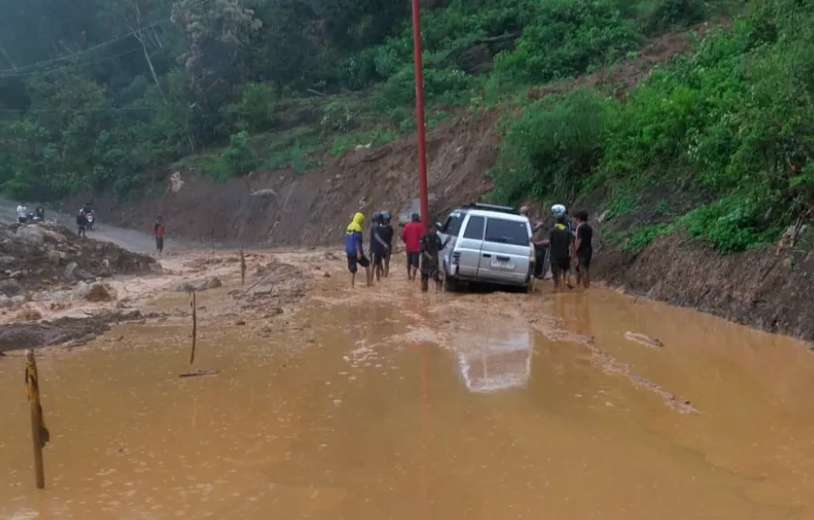 Banjir Rendam Permukiman, Longsor Tutup Jalan di Aceh Tengah
